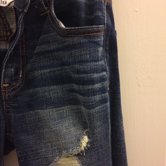 American Eagle destroyed skinny jeans - Picture 3 of 6
